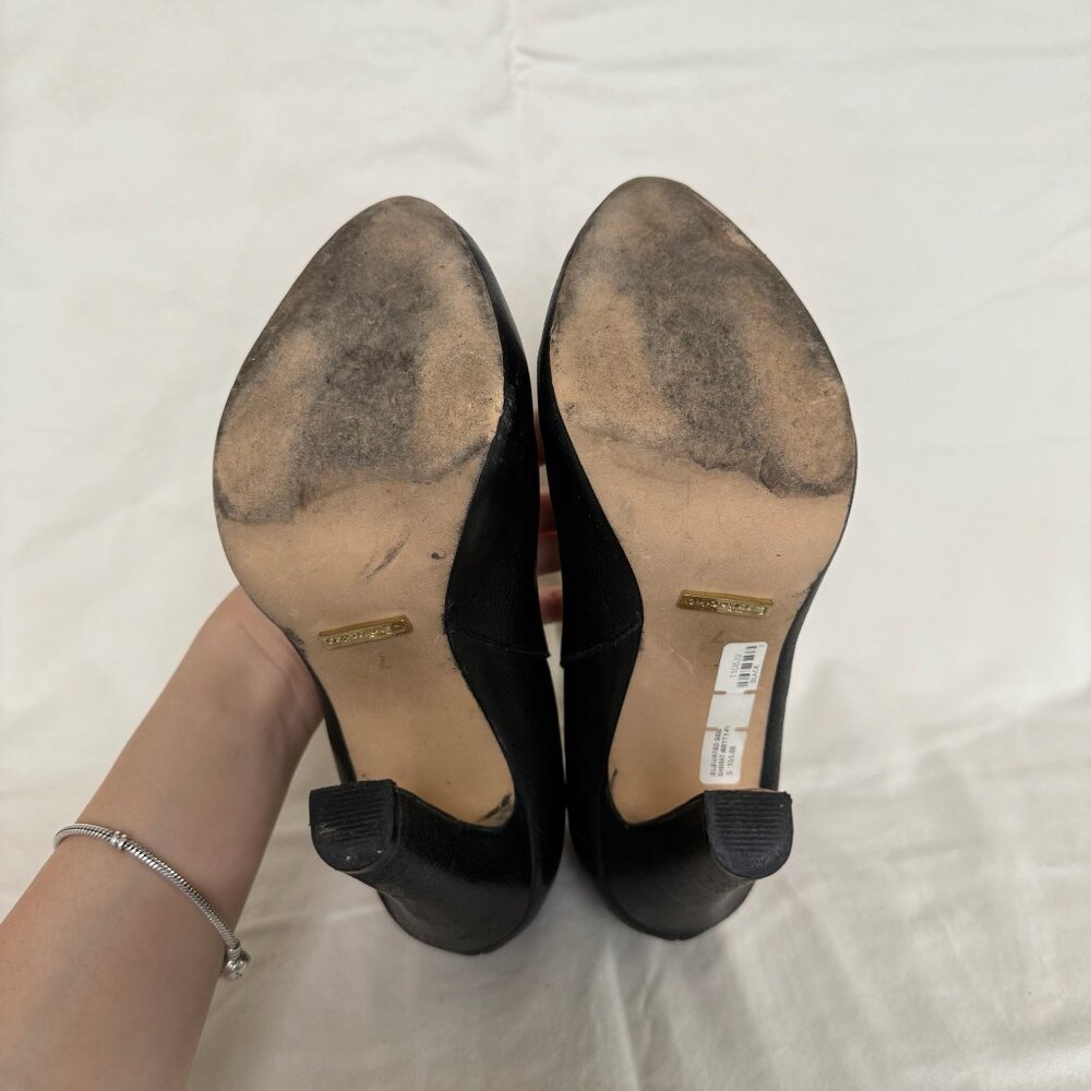 Matiko Betty Black Leather Elevated Side Slip On Peep Toe Bootie Pump Size 7 - Picture 9 of 12